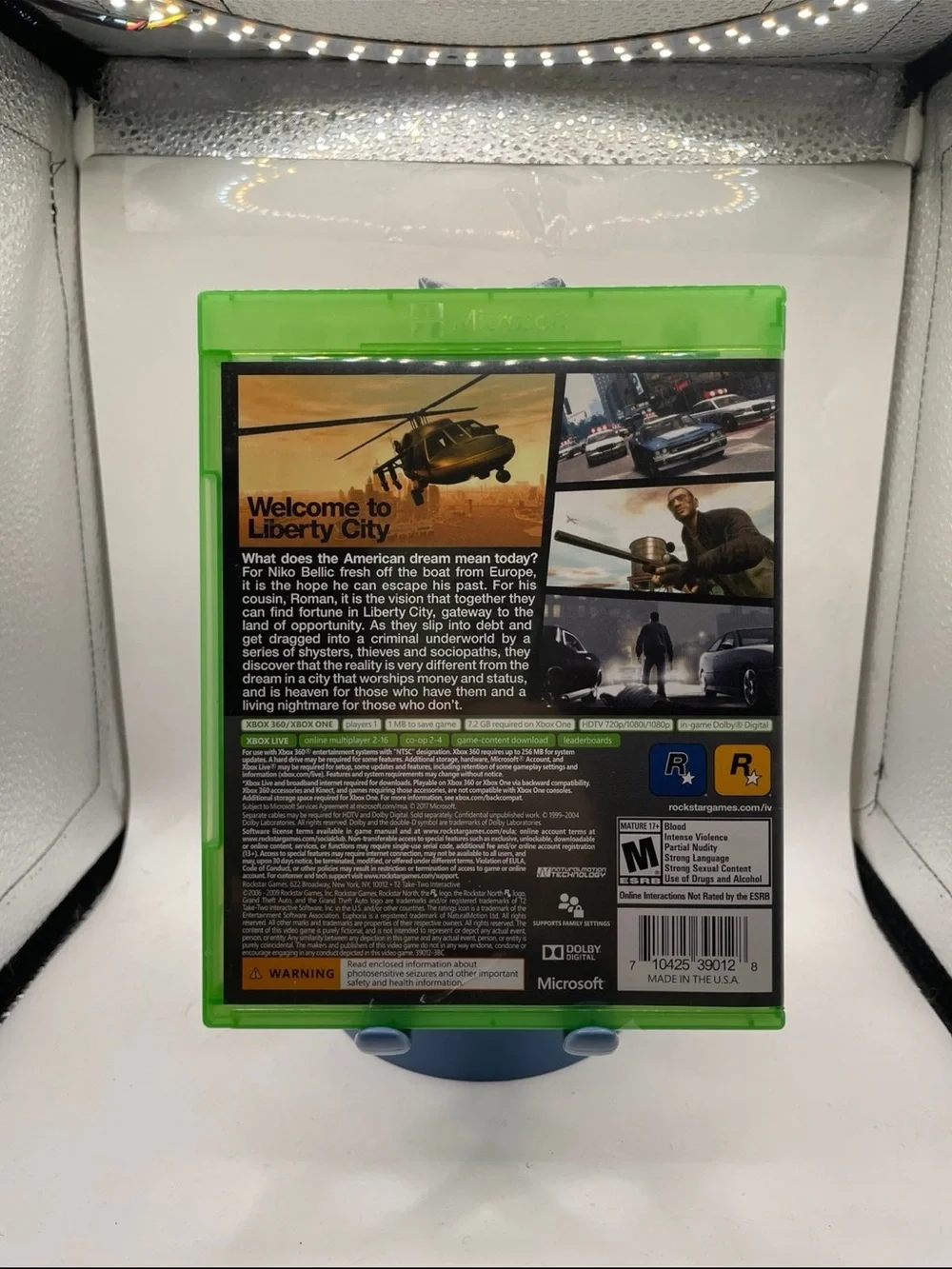 Microsoft Grand Theft Auto IV — Green Case Cover Art
